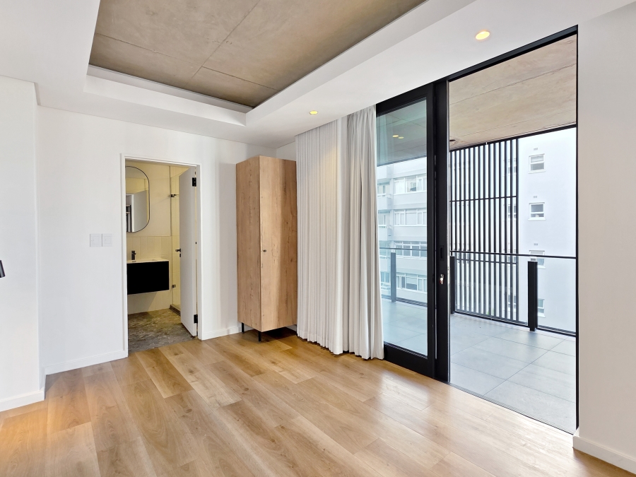 2 Bedroom Property for Sale in Sea Point Western Cape